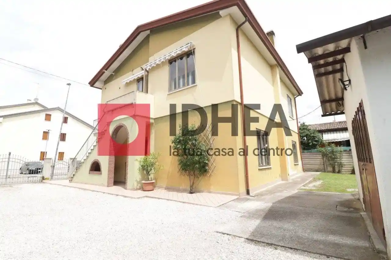 Casa indipendente in vendita a Ponzano Veneto