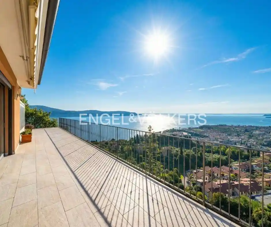 Villa in vendita a Toscolano-Maderno