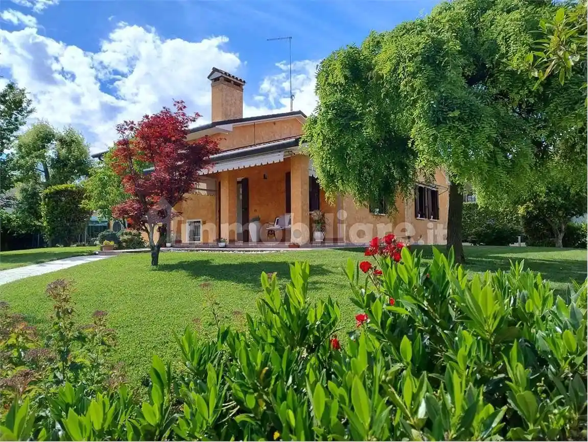 Casa indipendente in vendita a Nervesa della Battaglia