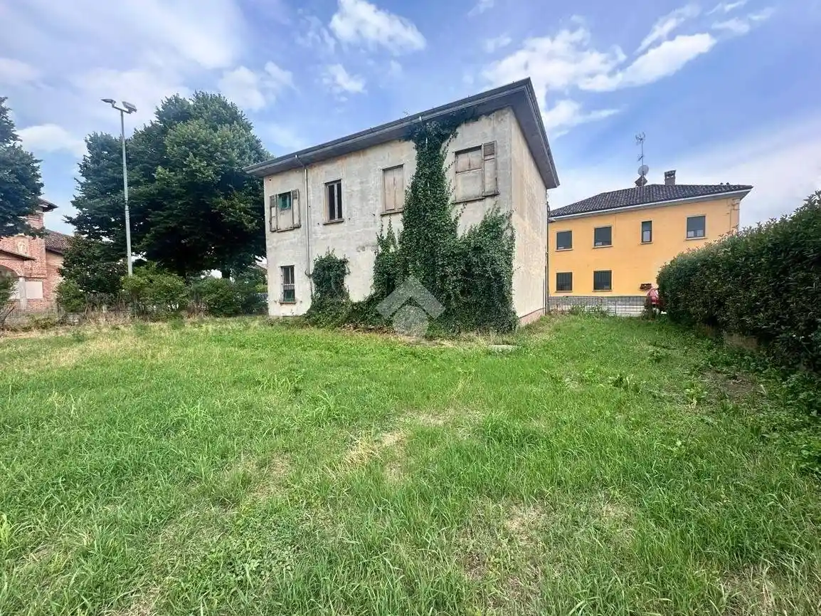 Villa in vendita a Zeccone