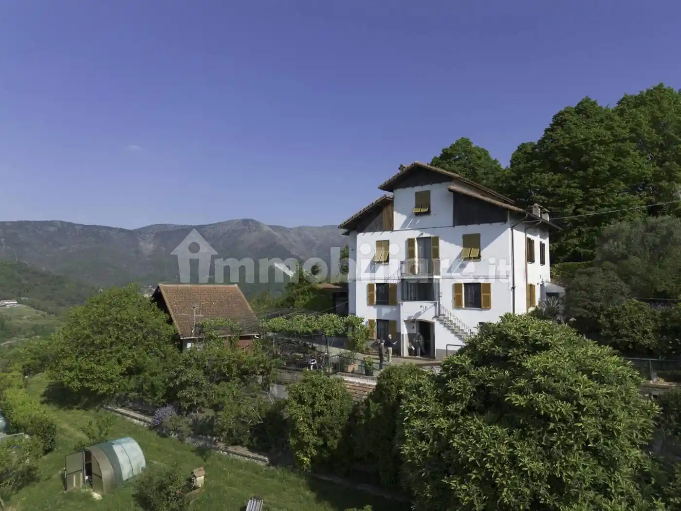 Villa in vendita a Campomorone