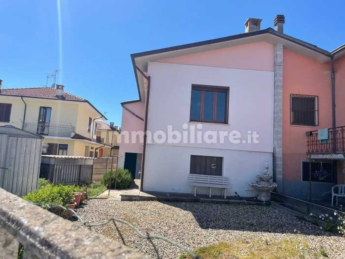 Casa indipendente in vendita a Mortara