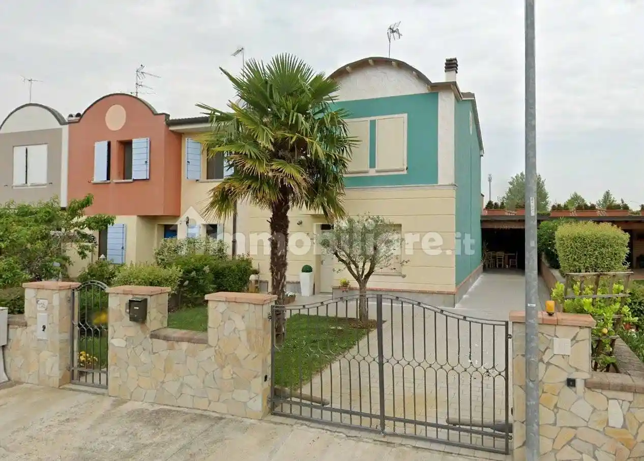 Villa in vendita a Marcaria