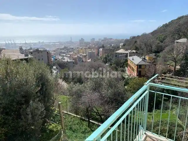 Appartamento in affitto a Genova