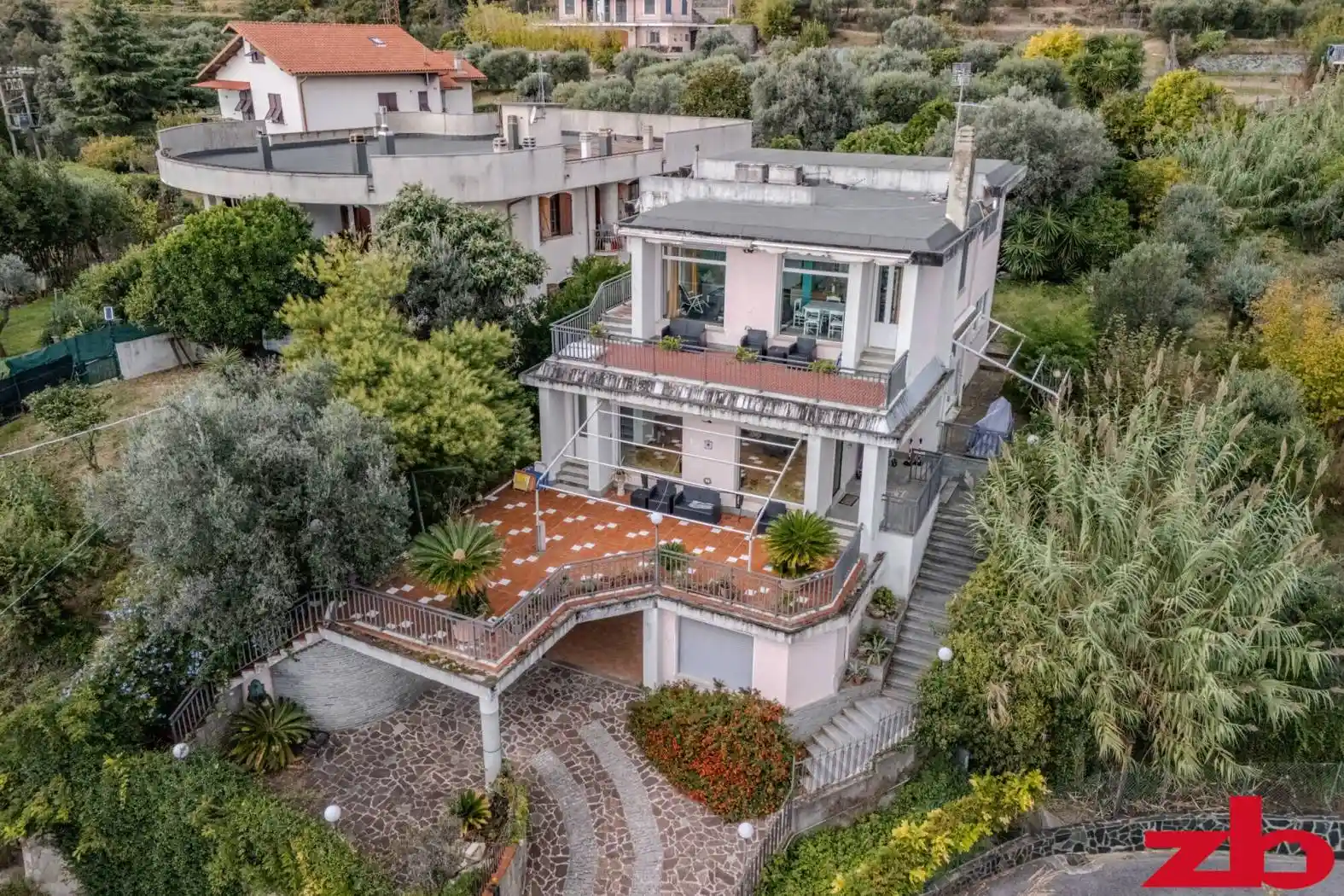 Villa in vendita a Varazze