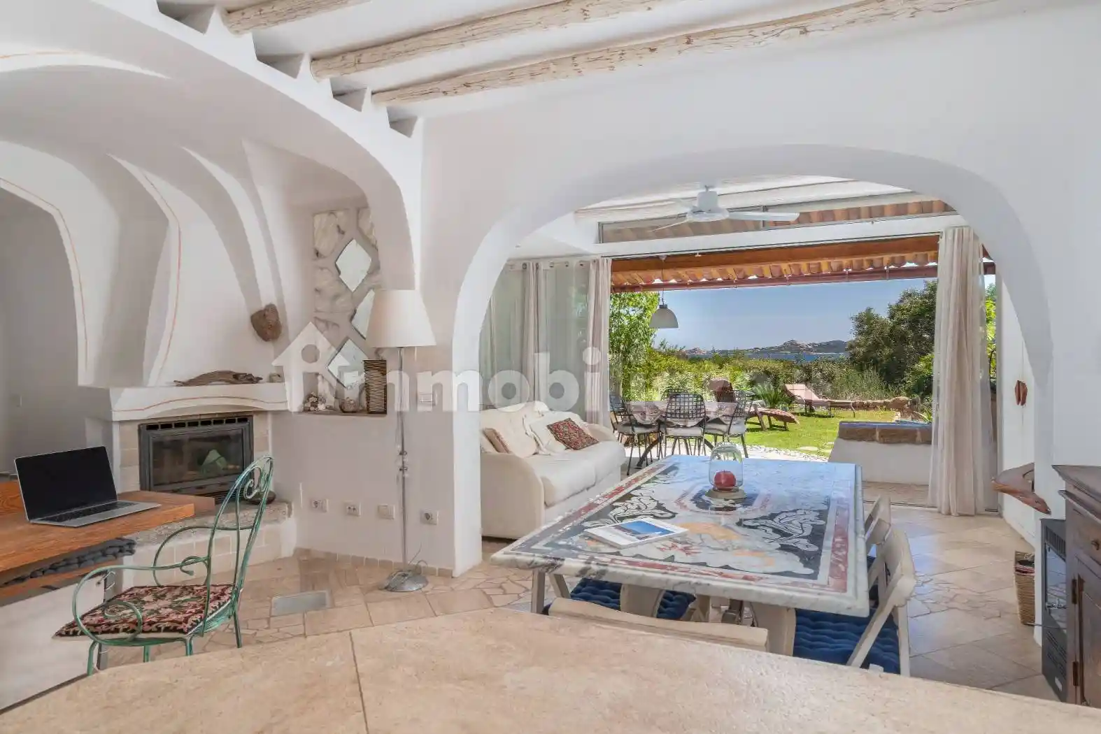 Appartamento in vendita a Arzachena