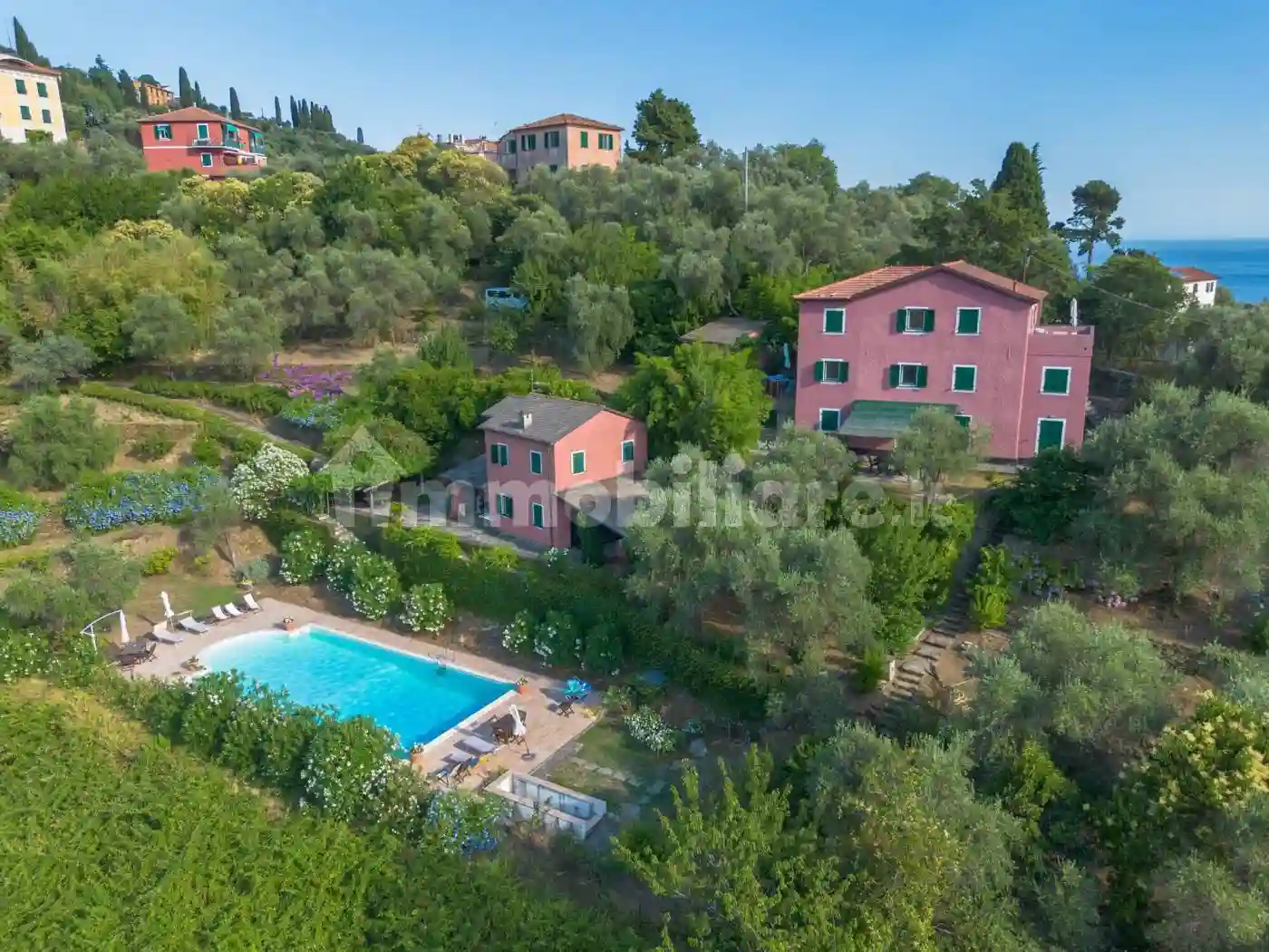 Villa - foto 2