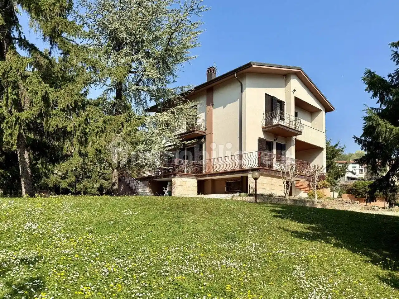 Villa in vendita a Verona