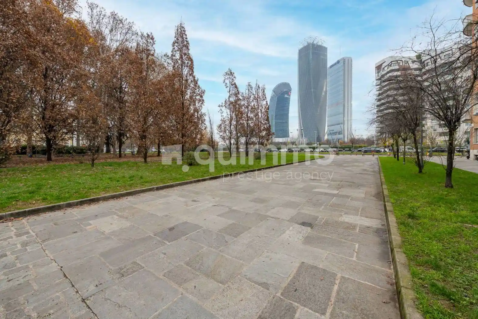 Palazzo - Edificio in vendita a Milano