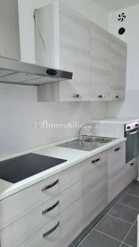 Appartamento in vendita a Novara