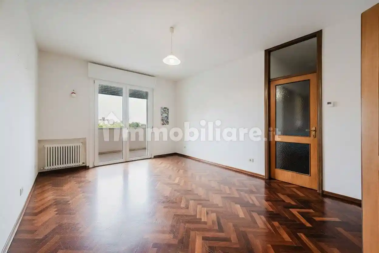 Appartamento in vendita a Reggio Emilia