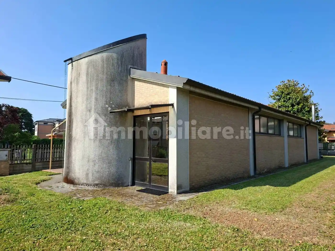 Casa indipendente in vendita a Venegono Inferiore
