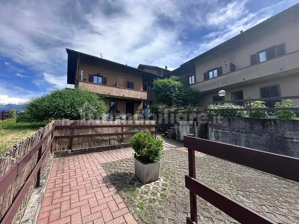 Appartamento in vendita a Menaggio