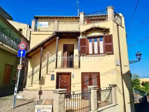 Villa in vendita a Pineto