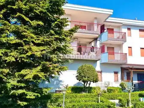 Appartamento in vendita a Pineto