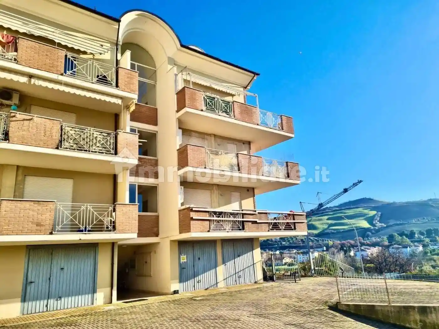 Appartamento in vendita a Pineto