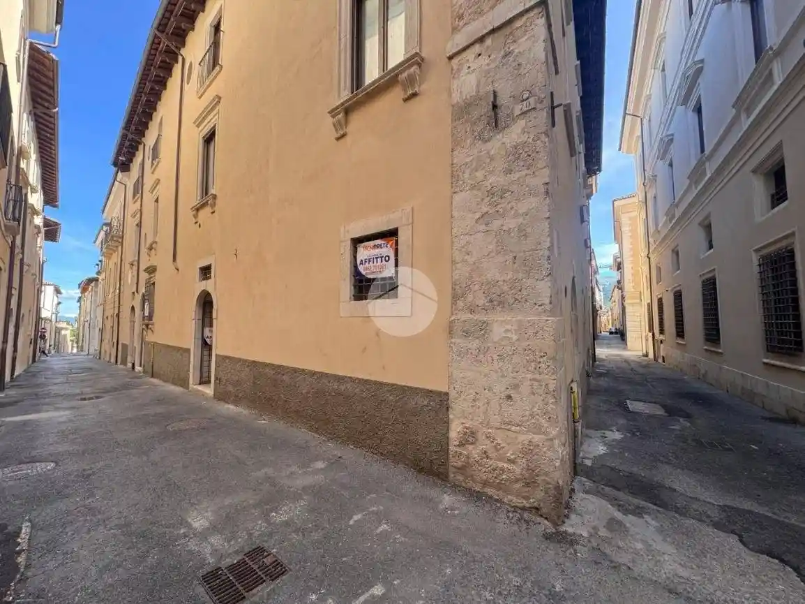 Appartamento in affitto a L'Aquila