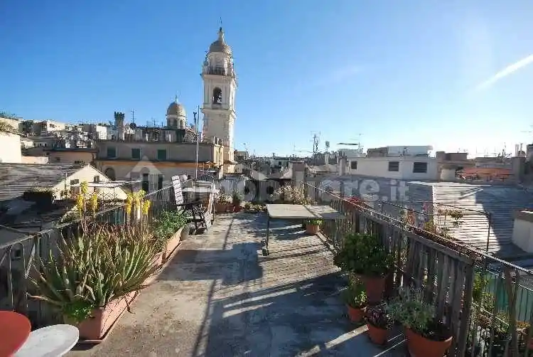 Appartamento in vendita a Genova