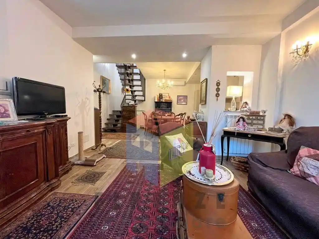 Casa indipendente in vendita a Firenze