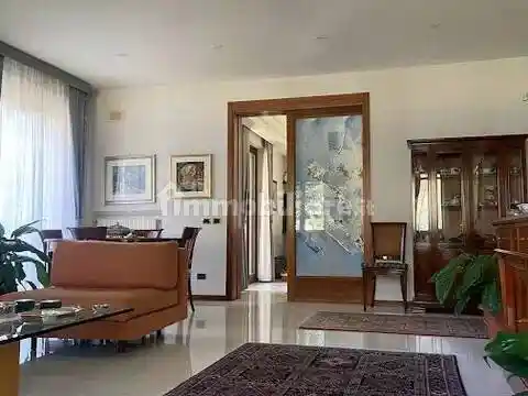 Villa in vendita a Frosinone