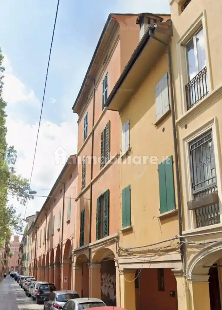 Appartamento in vendita a Bologna