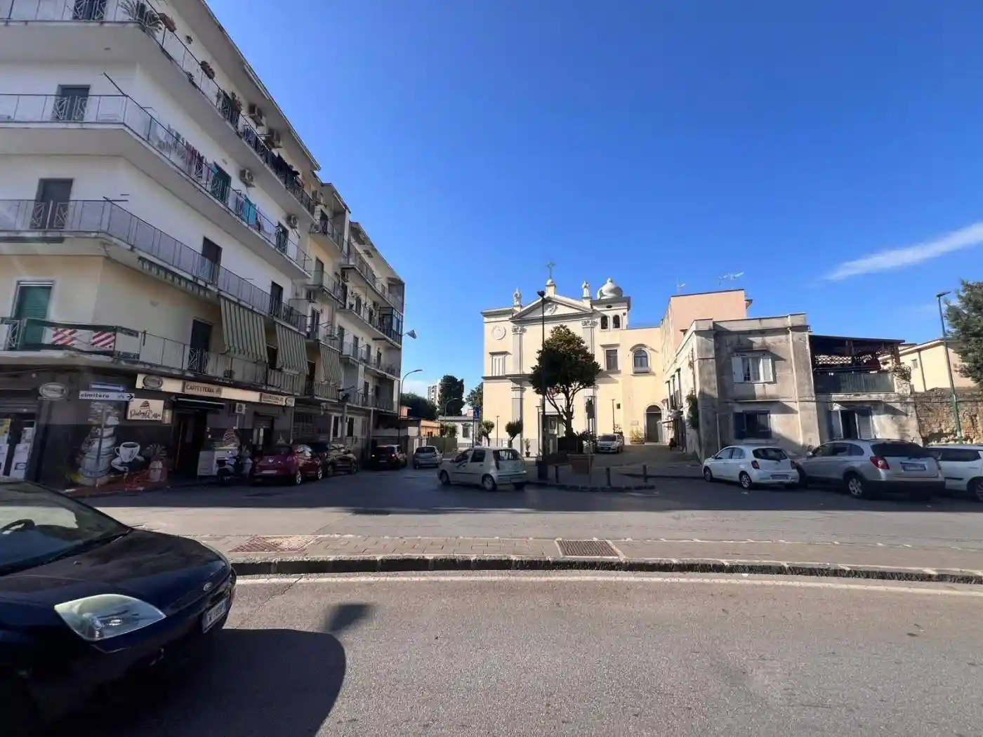 Appartamento in vendita a Napoli