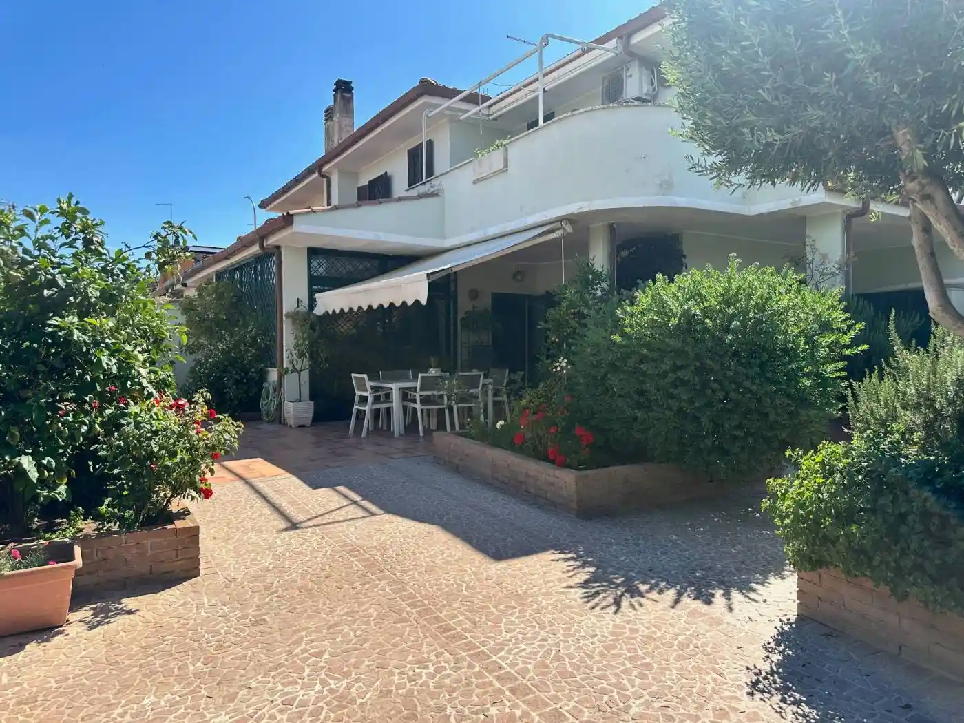 Villa in vendita a Ladispoli