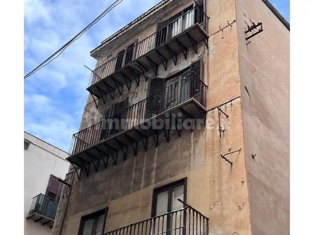 Casa indipendente in vendita a Palermo