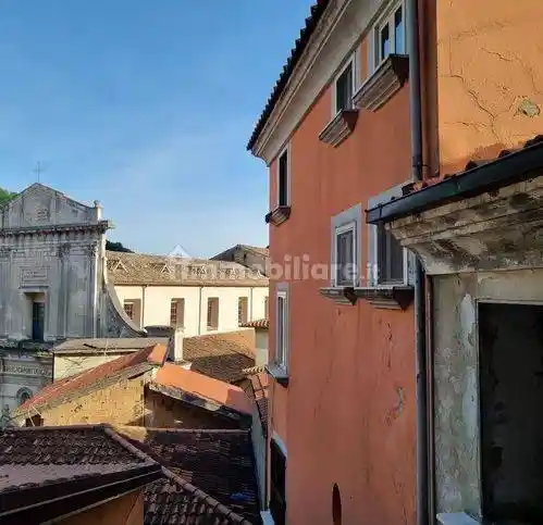 Palazzo - Edificio in vendita a Campagna