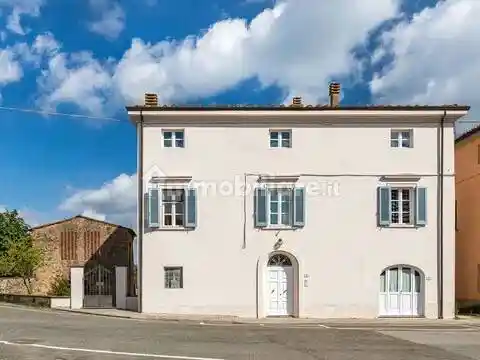 Villa in vendita a Casciana Terme Lari