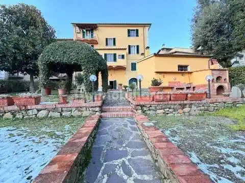 Villa in vendita a Chianni