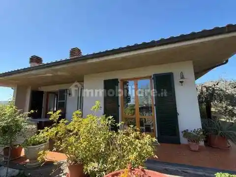 Villa in vendita a Casciana Terme Lari