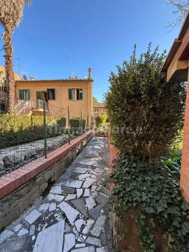 Appartamento in vendita a Volterra