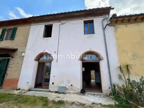 Villa in vendita a Casciana Terme Lari