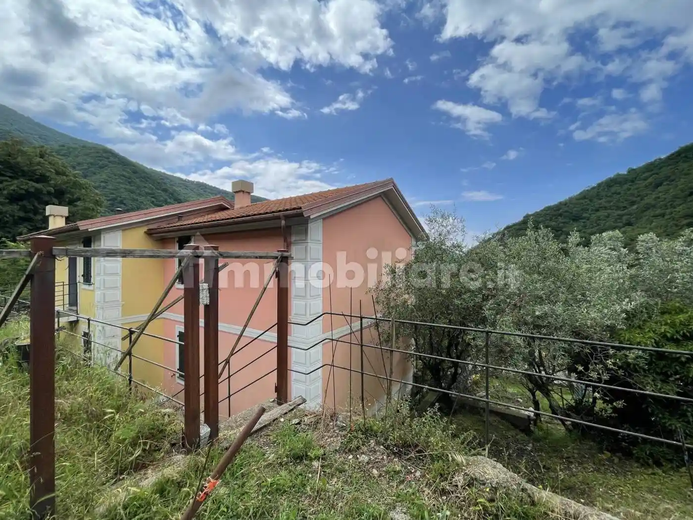 Appartamento in vendita a Avegno