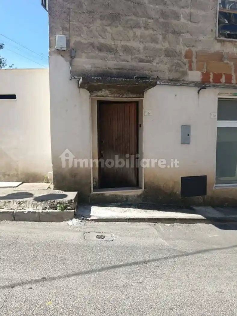 Palazzo - Edificio in vendita a Crispiano