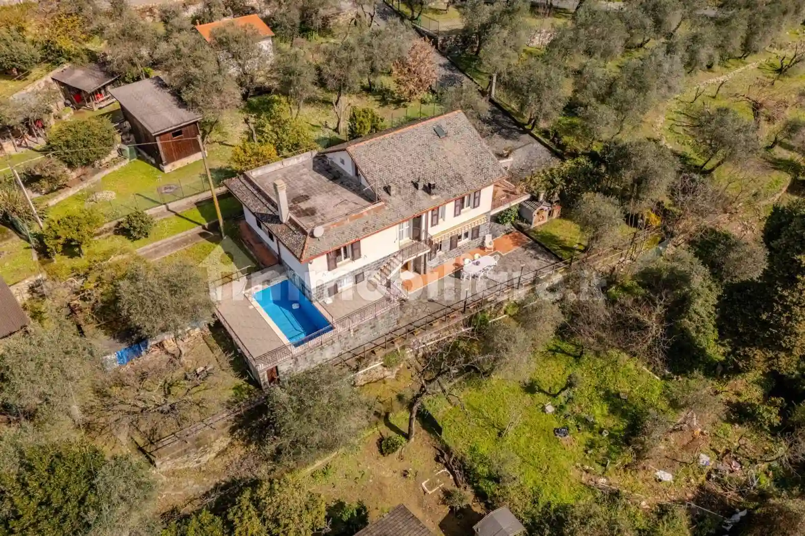 Villa - foto 2