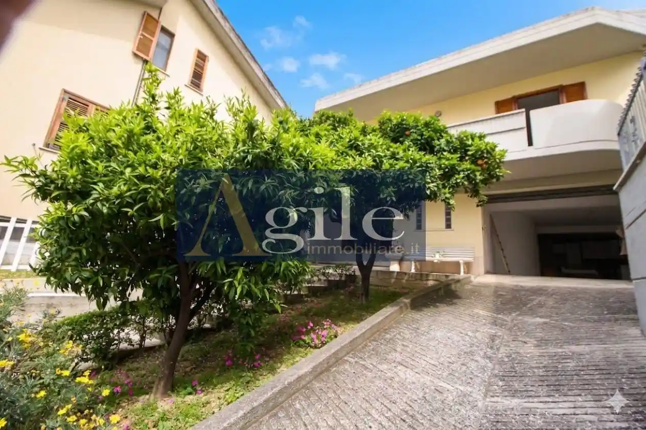 Villa in vendita a Ascoli Piceno