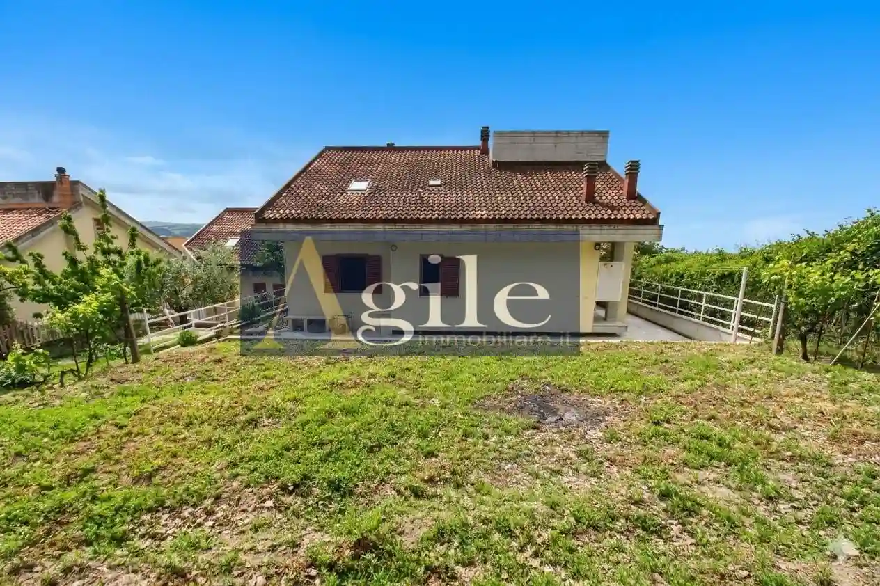 Villa - foto 3