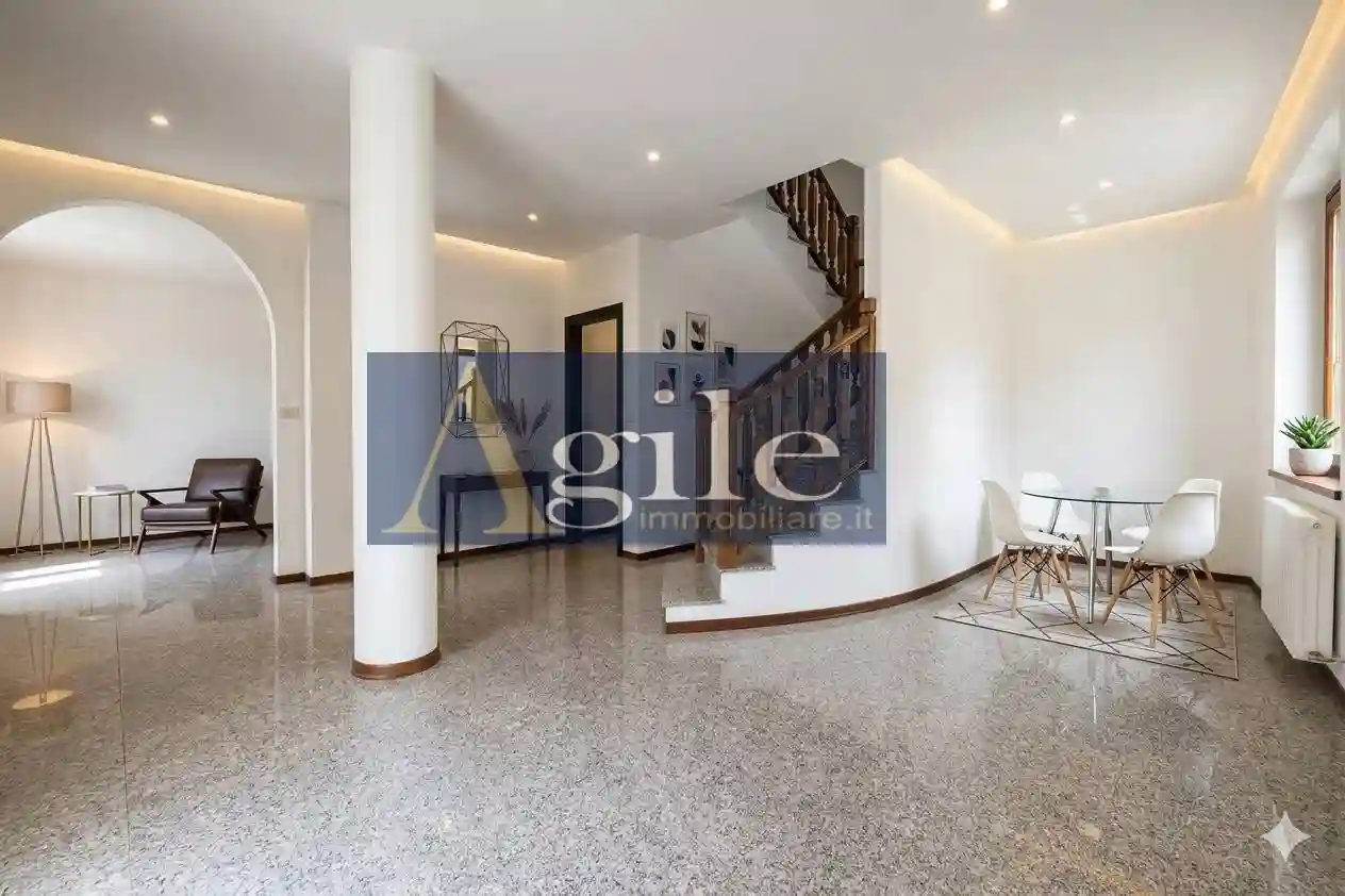 Villa - foto 5