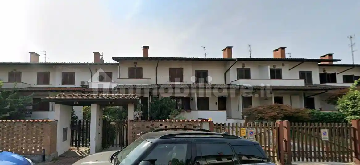 Villetta a schiera in vendita a Assago