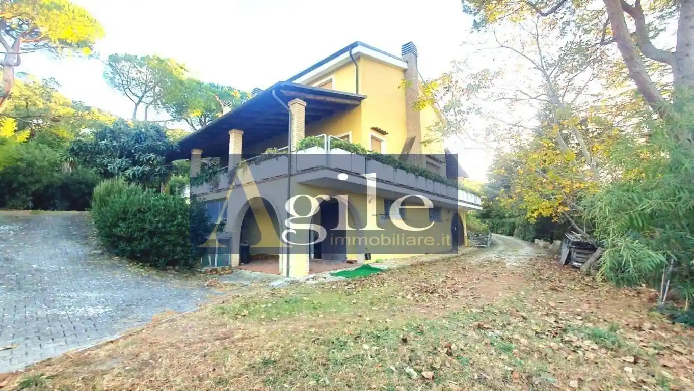 Villa in vendita a Colonnella