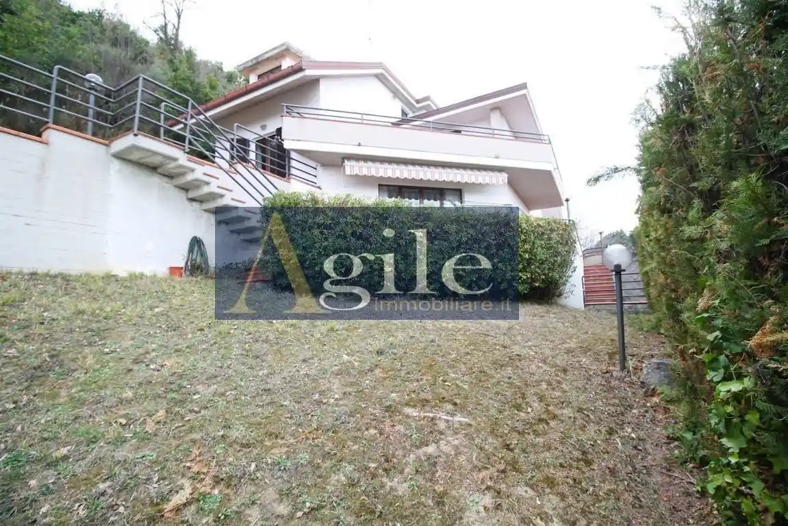 Casa indipendente in vendita a Ascoli Piceno