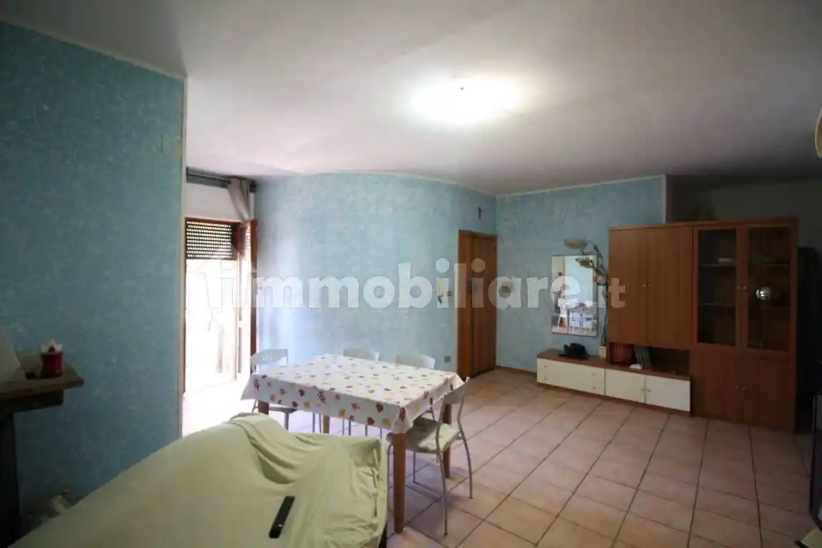 Appartamento in vendita a Folignano
