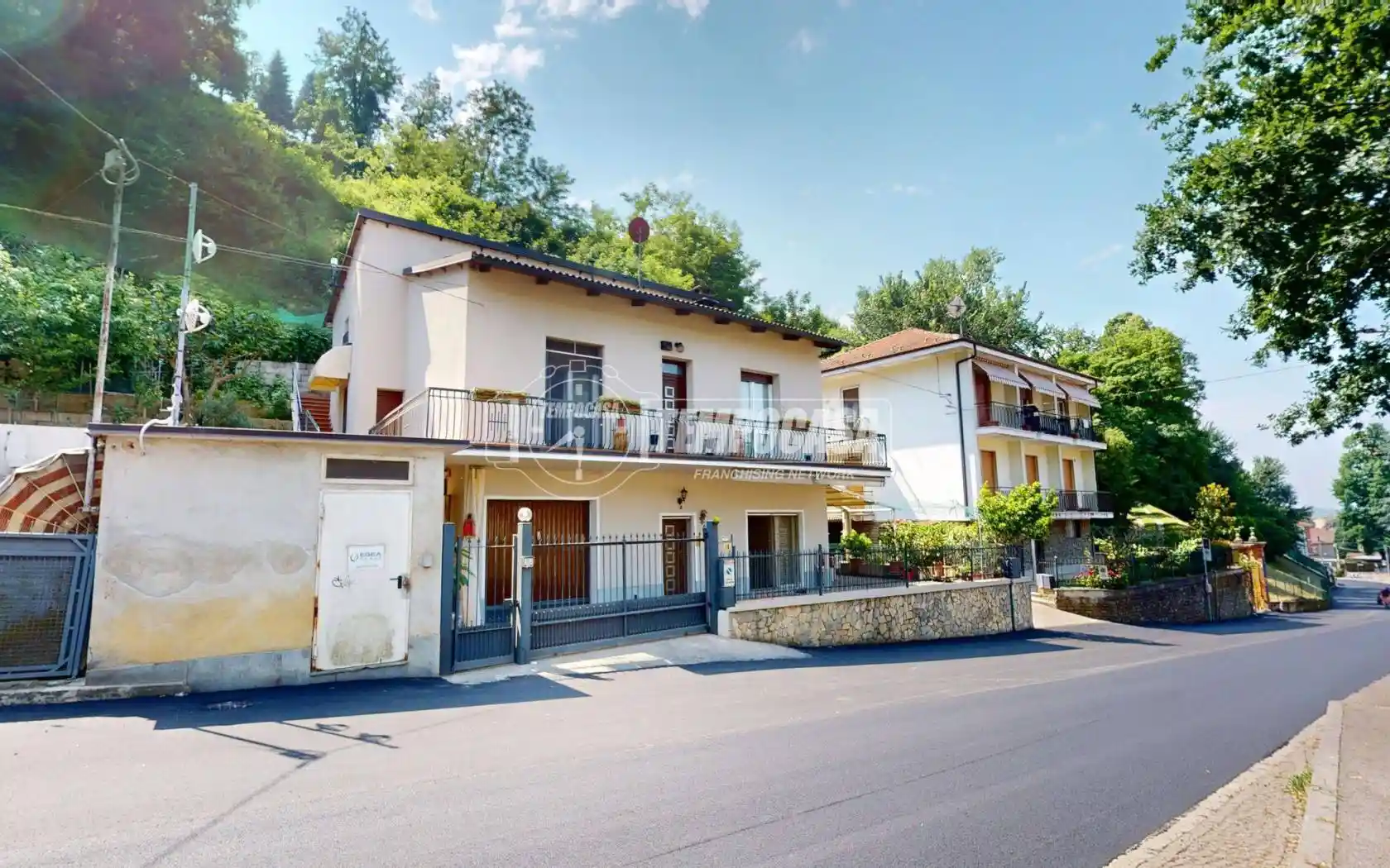 Villa in vendita a Bra