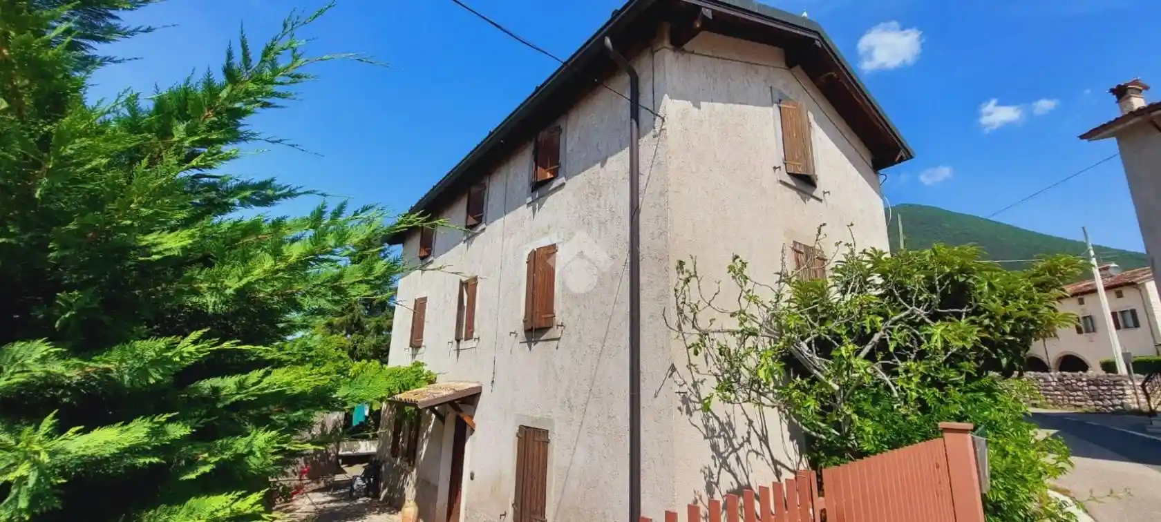 Rustico - Casale in vendita a Caprino Veronese
