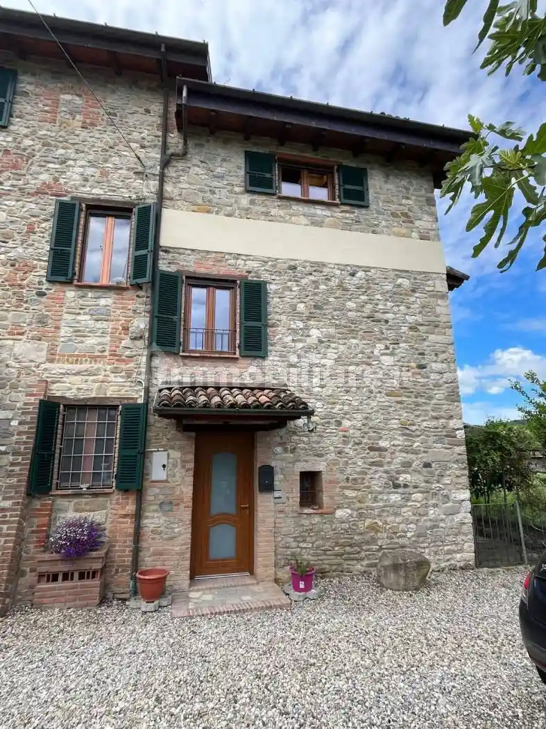 Casa indipendente in affitto a Ponte dell'Olio