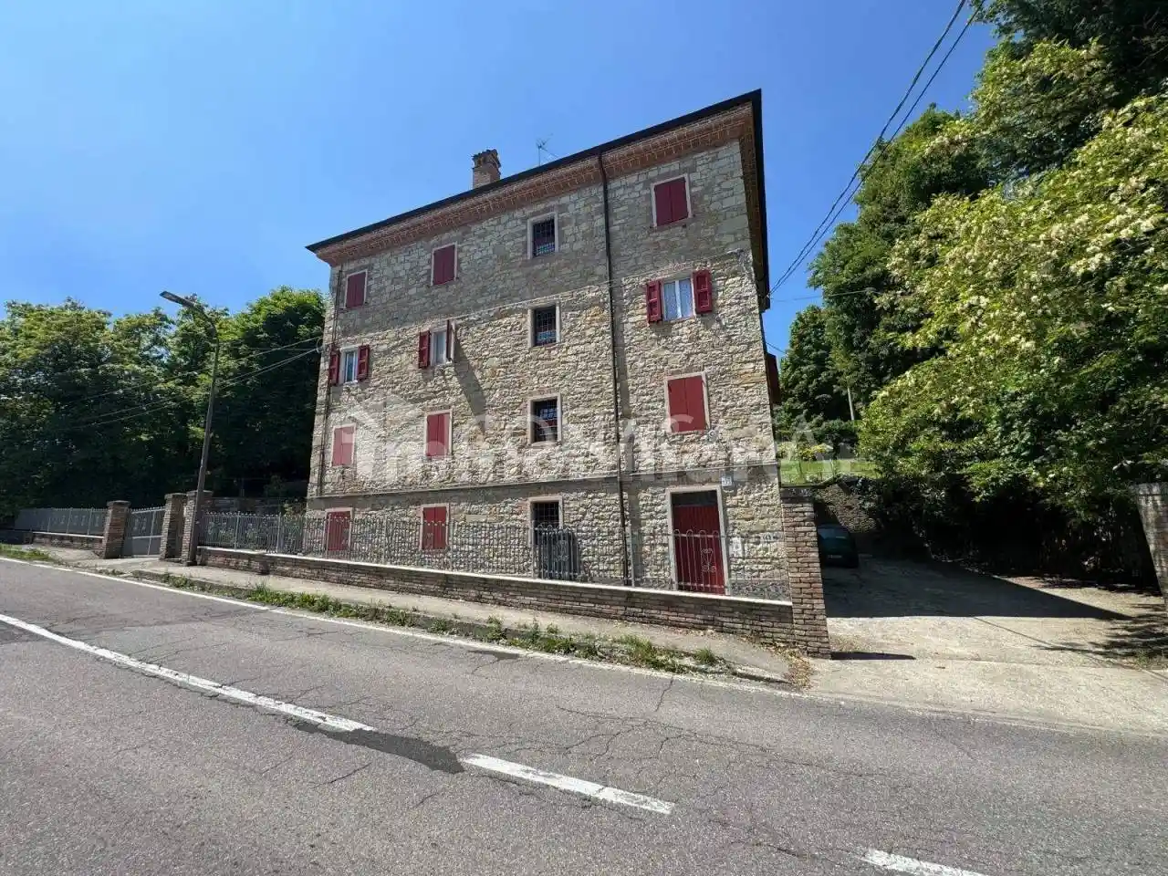 Appartamento in vendita a Serramazzoni