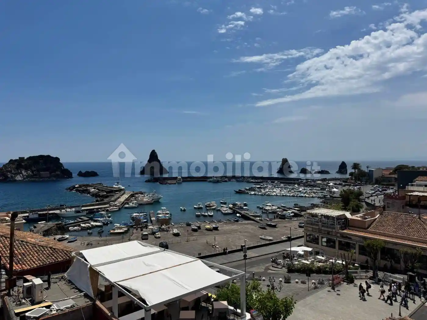 Appartamento in vendita a Aci Castello
