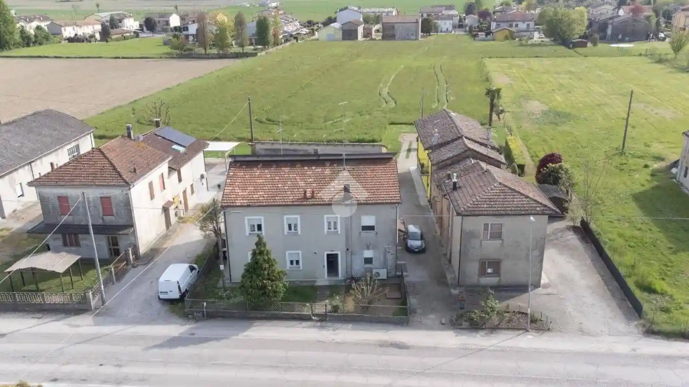 Appartamento in vendita a Cento